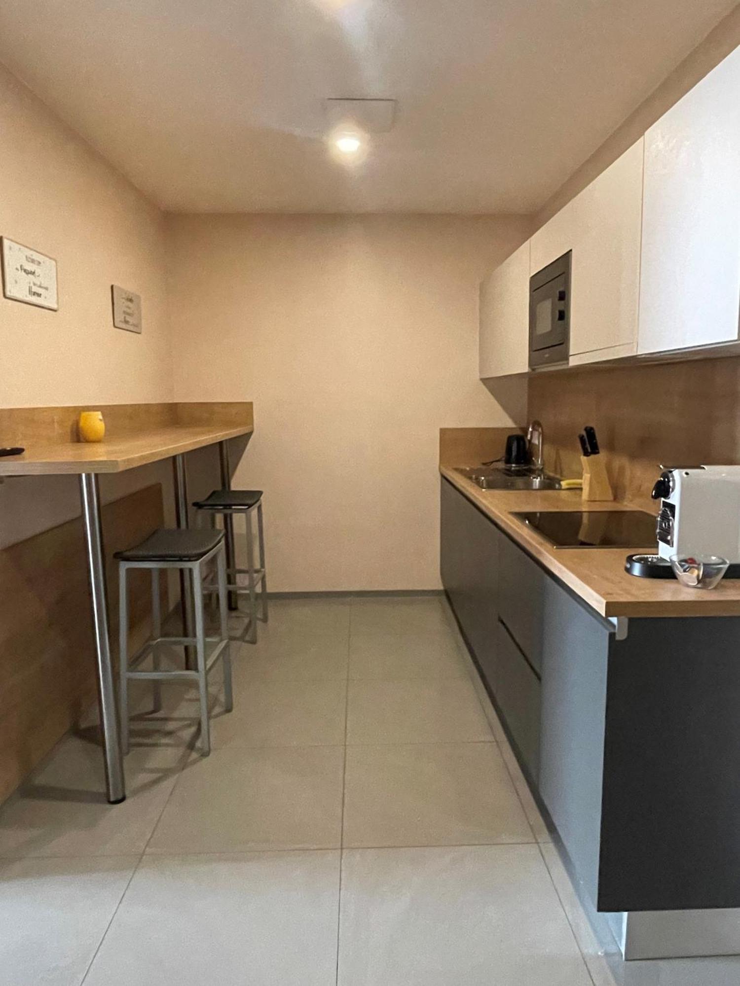New Central Apartments Westbahnhof Vienna Luaran gambar