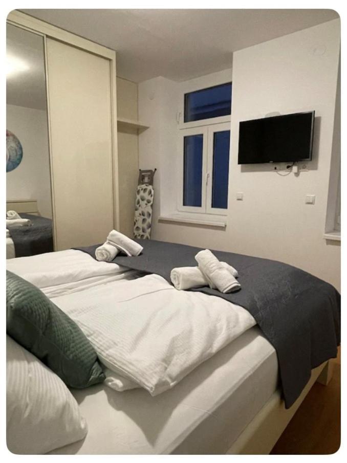 New Central Apartments Westbahnhof Vienna Luaran gambar