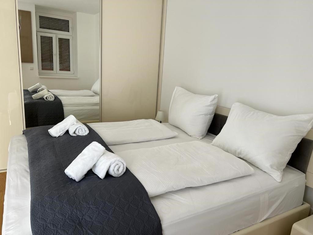 New Central Apartments Westbahnhof Vienna Luaran gambar